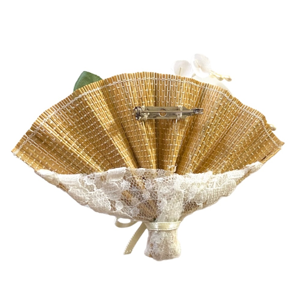 Vintage Avon Floral Fan Brooch - Picture 3 of 5